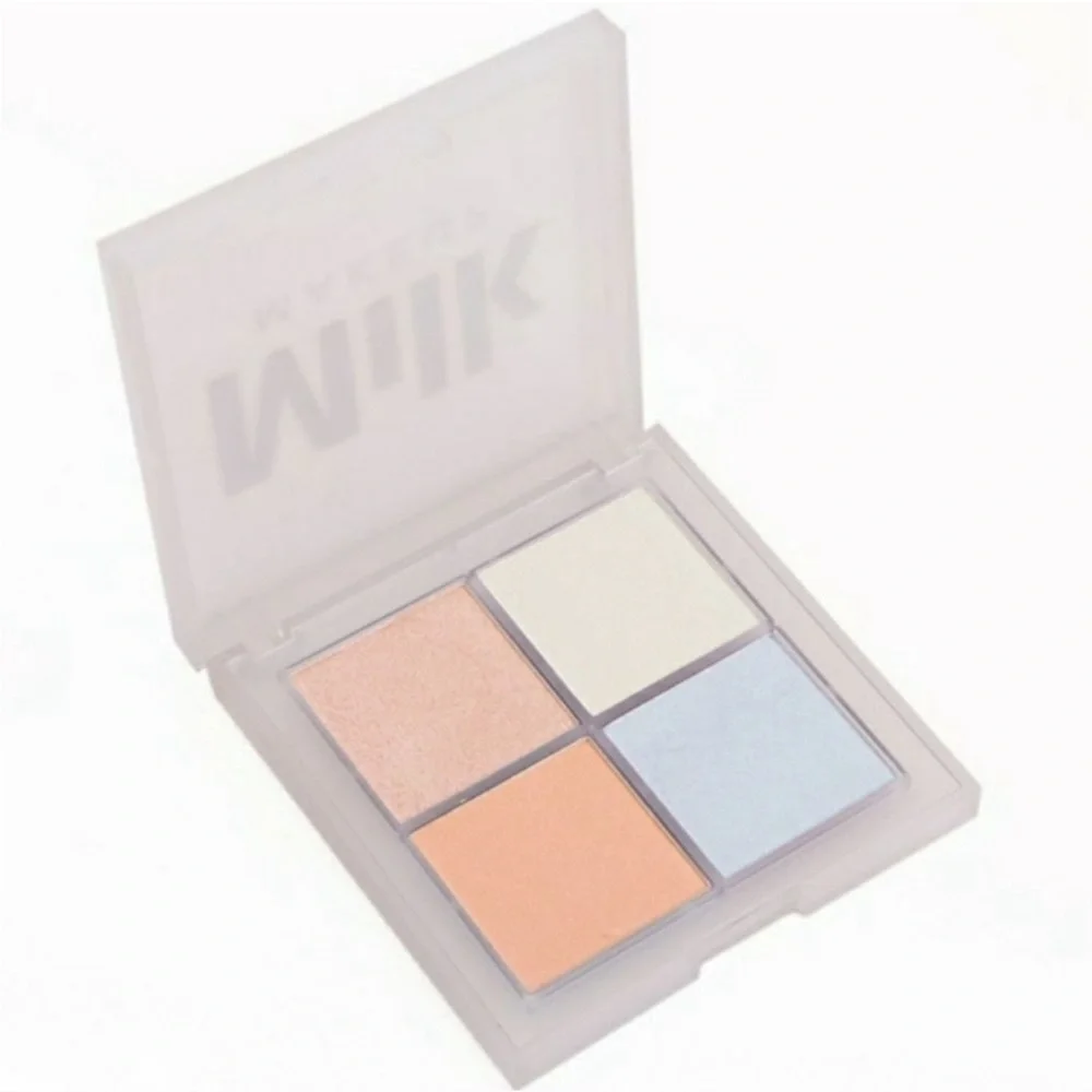 Milk Makeup Holographic Powder Quad Eyeshadow in Space Jam
